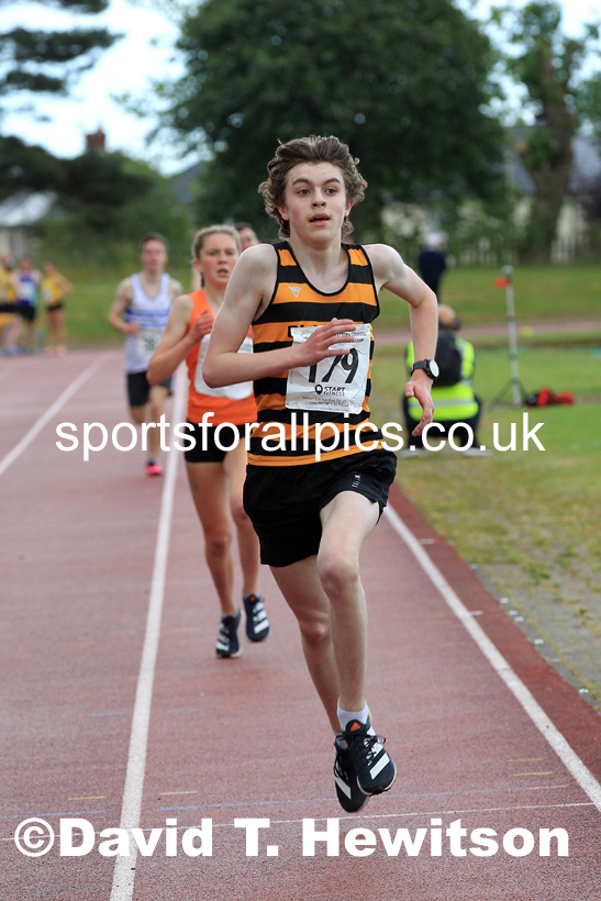 3000 metres, 2022 NEGP Monkton No 4, June 29th. Photo: David T. Hewitson/Sports for All Pics